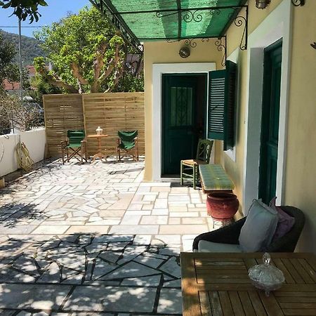 Lena'S Traditional Villa Agia Efimia 外观 照片