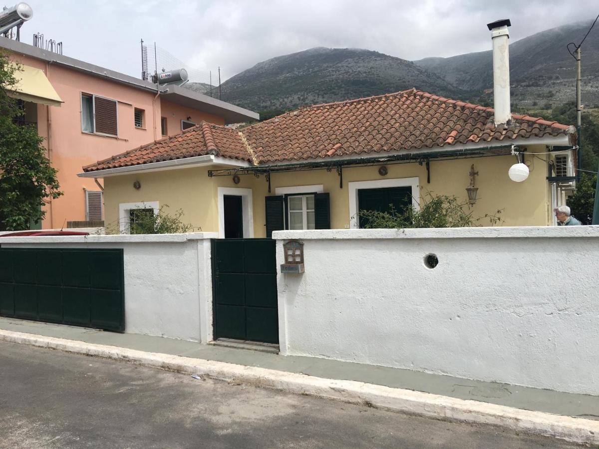 Lena'S Traditional Villa Agia Efimia 外观 照片